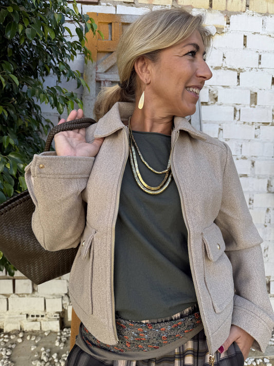 CHAQUETA BOLSILLOS