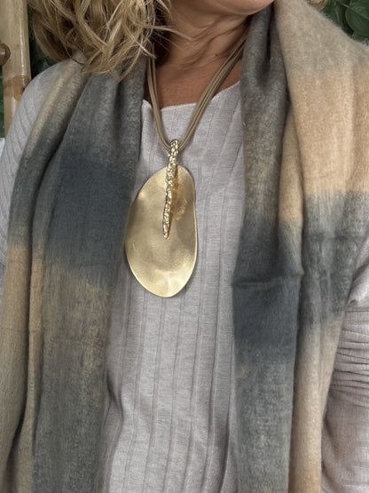 COLLAR COLA RATÓN CONCHA MAXI