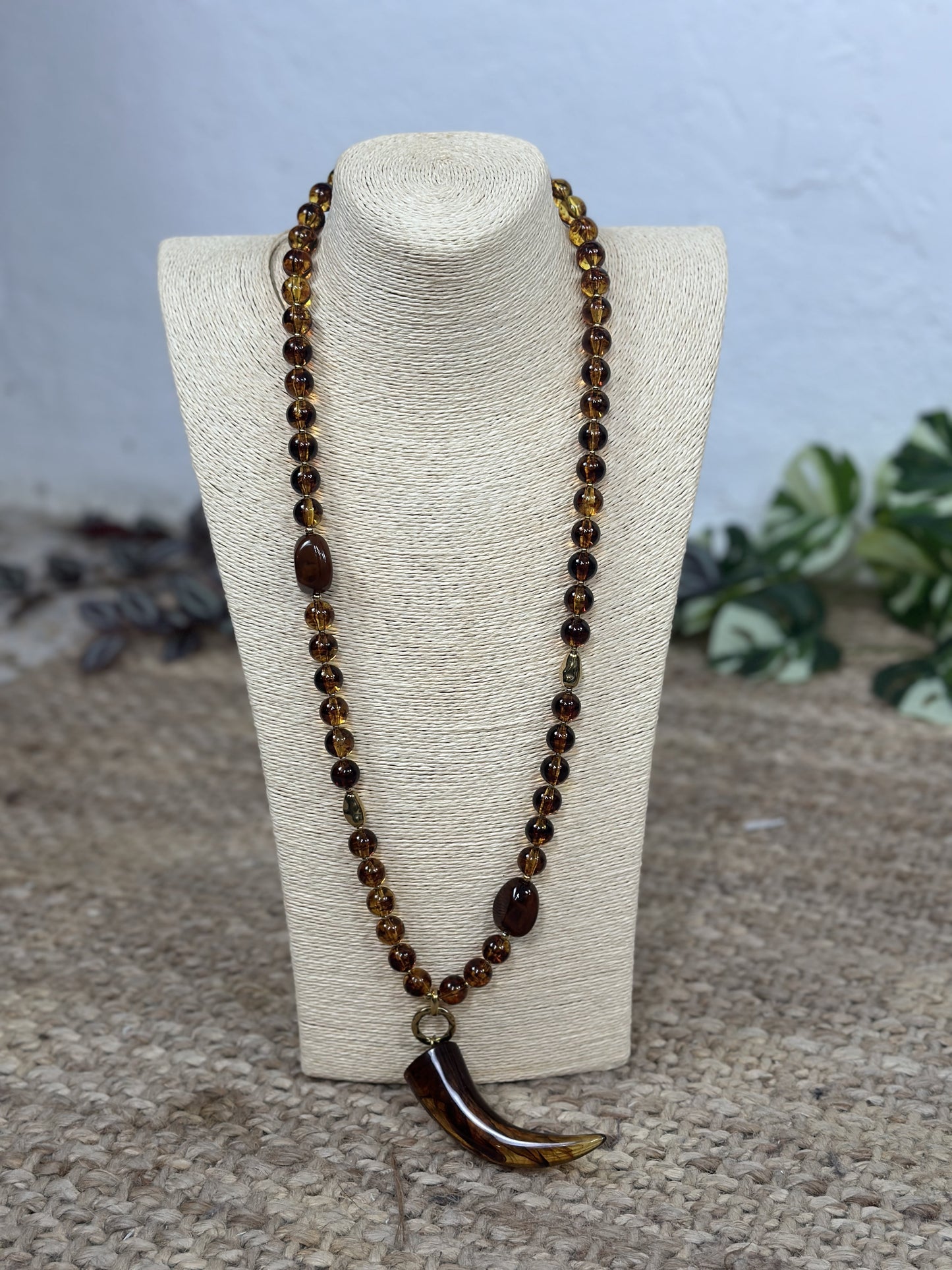 COLLAR CUERNO NACARADO