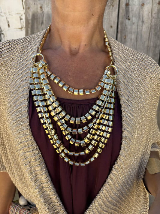 COLLAR ELECTRA