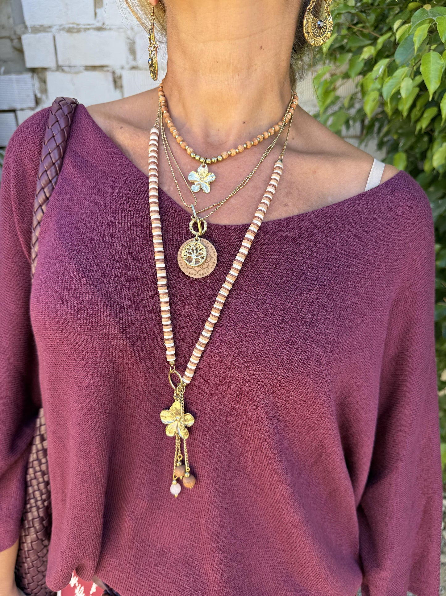 COLLAR HIPPIE