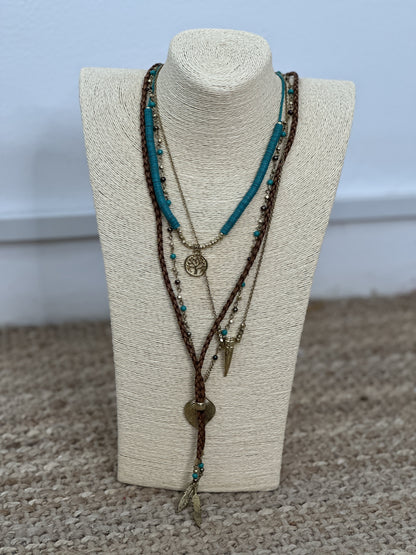 COLLAR HIPPIE