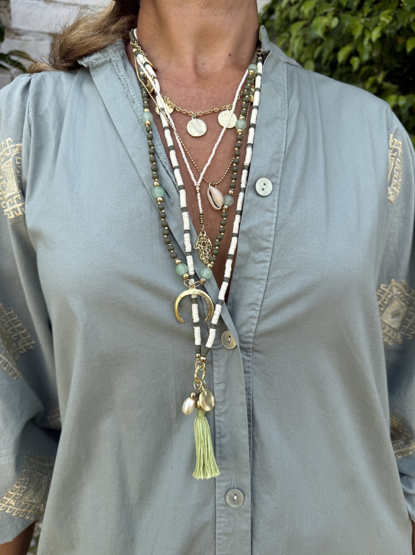 COLLAR HIPPIE