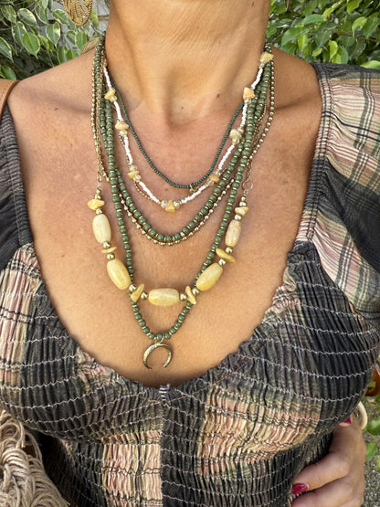 COLLAR HIPPIE