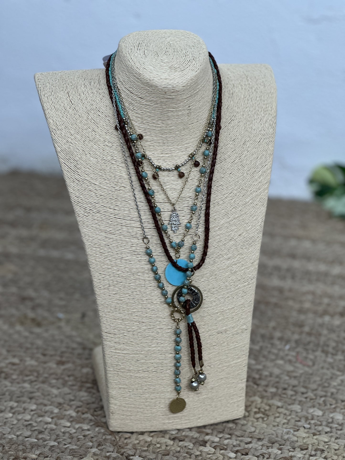 COLLAR HIPPIE
