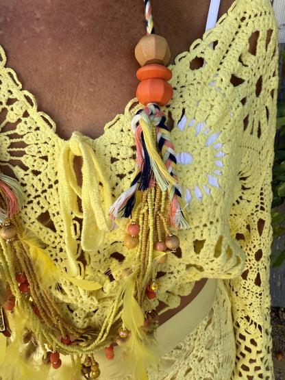 COLLAR HIPPIE PLUMAS