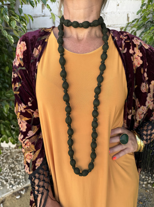 COLLAR LARGO BOLAS THIN