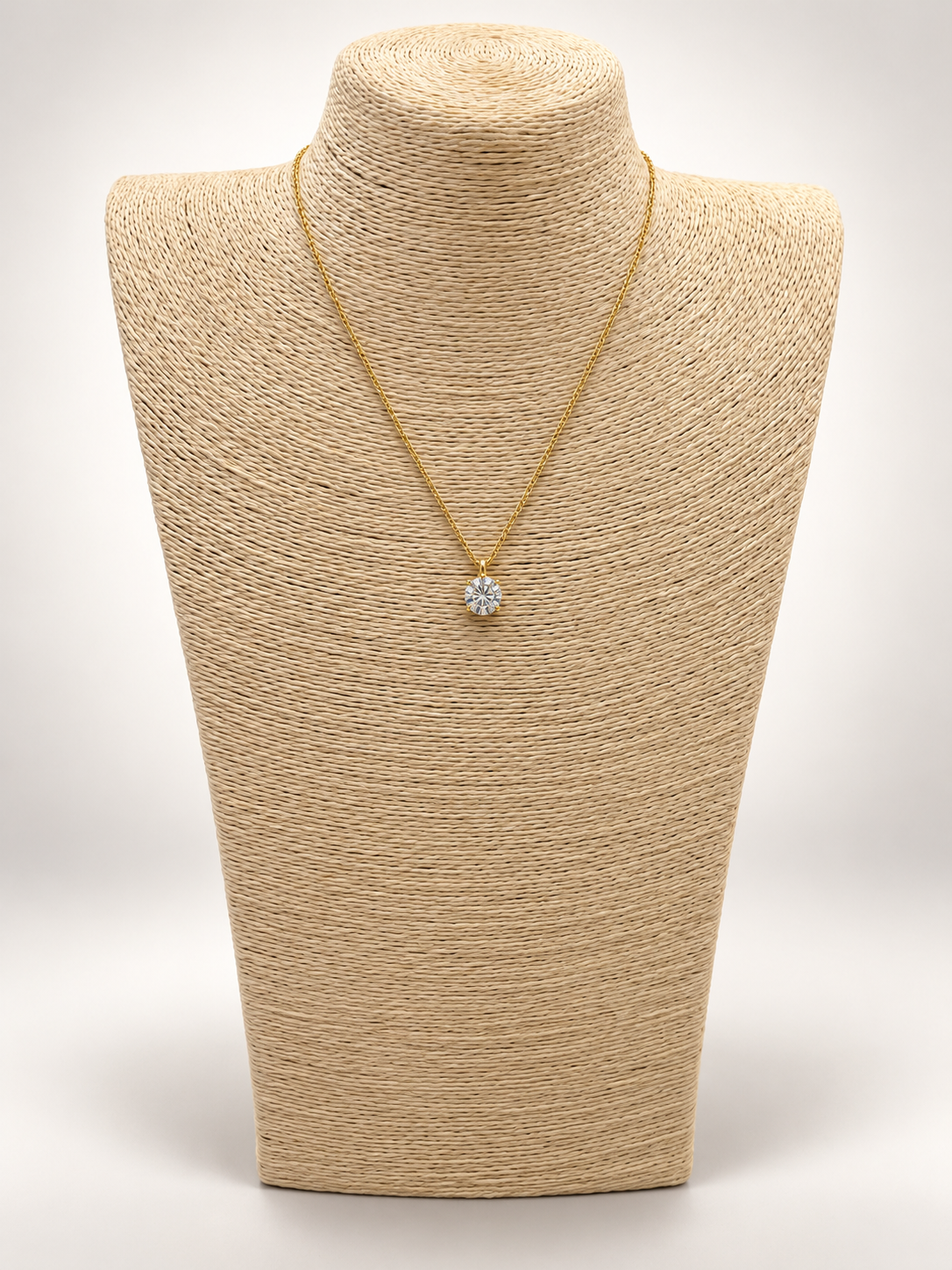 COLLAR SOLITARIO DIAMANTE