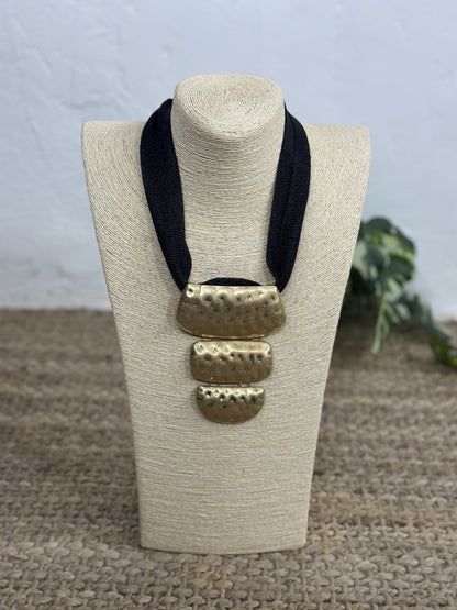 COLLAR TESSA