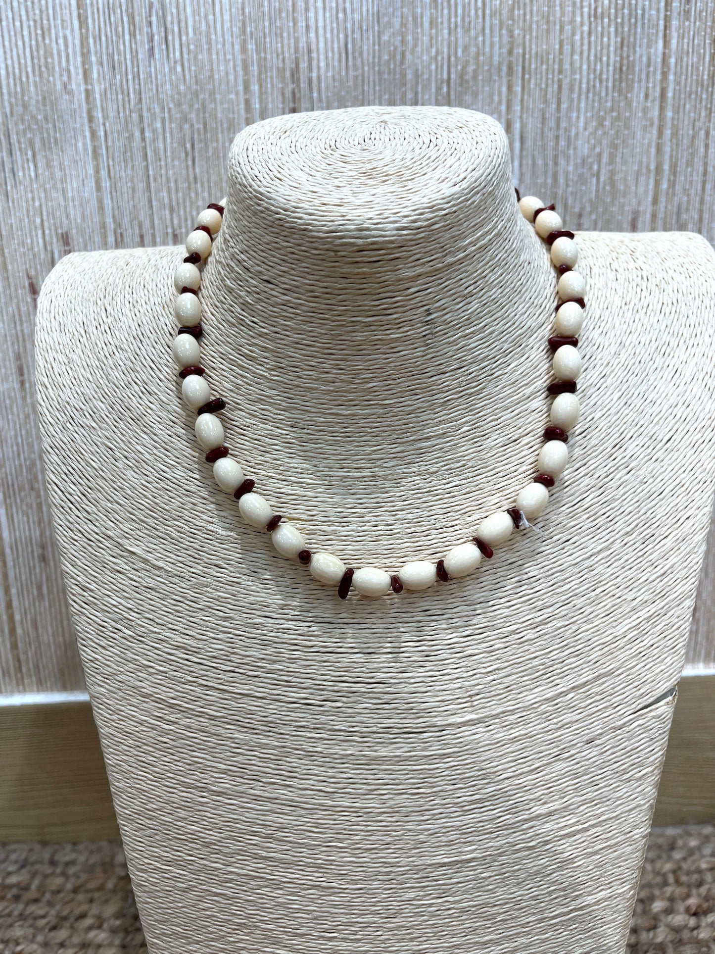 COLLAR ANA