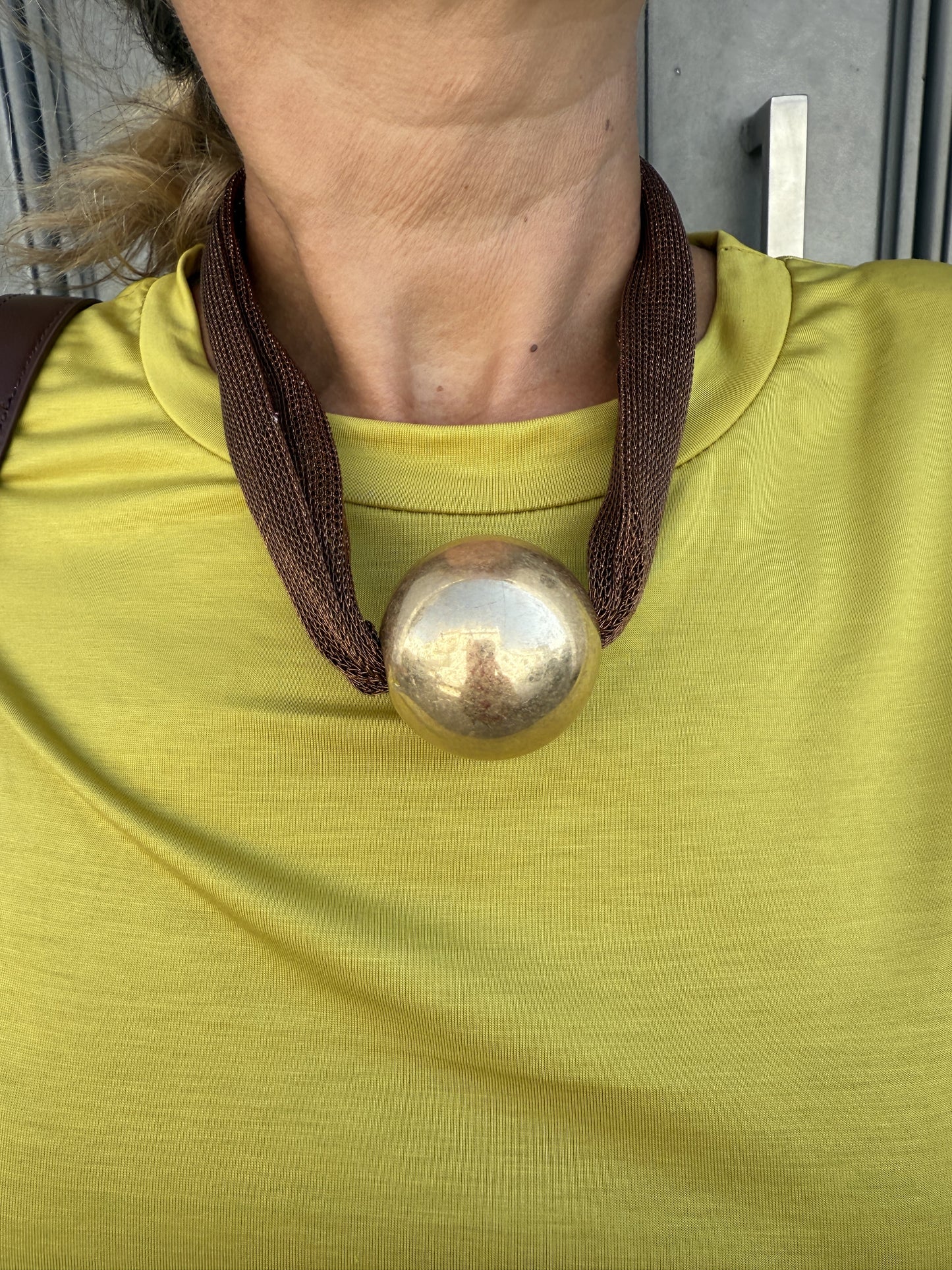 COLLAR BOLA