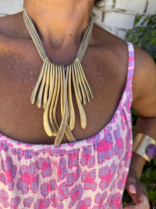COLLAR COLA RATÓN PÉTALOS