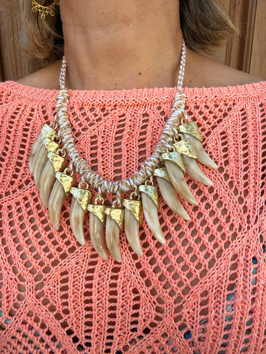 COLLAR COLMILLOS
