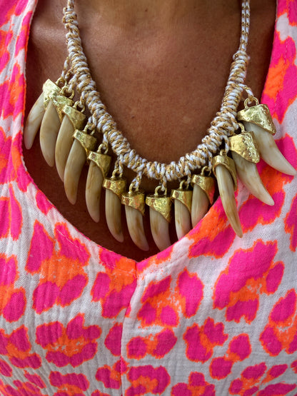 COLLAR COLMILLOS