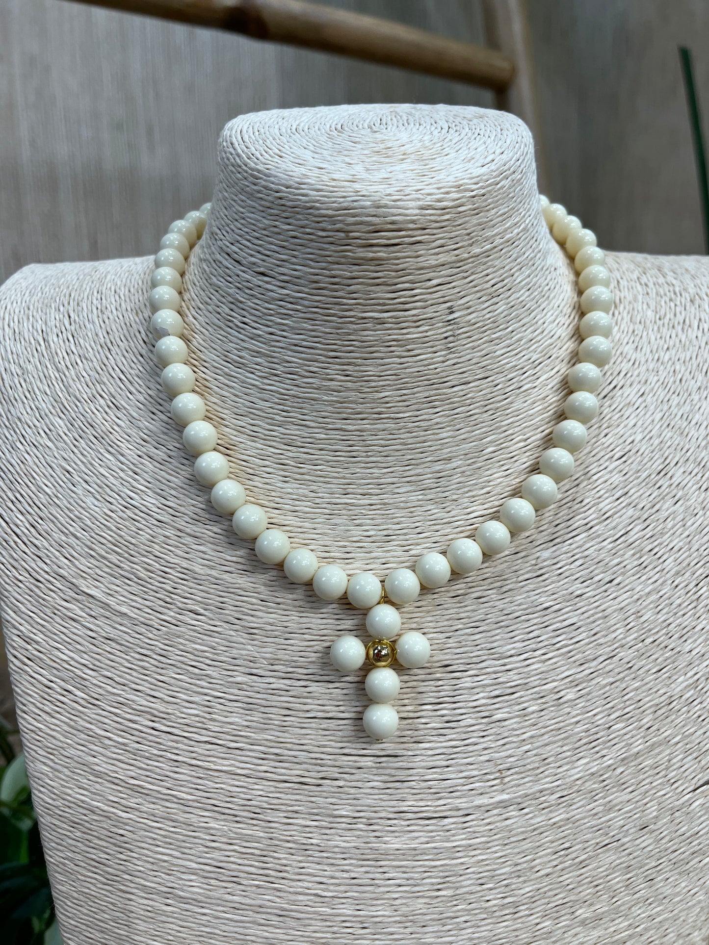 COLLAR JADE