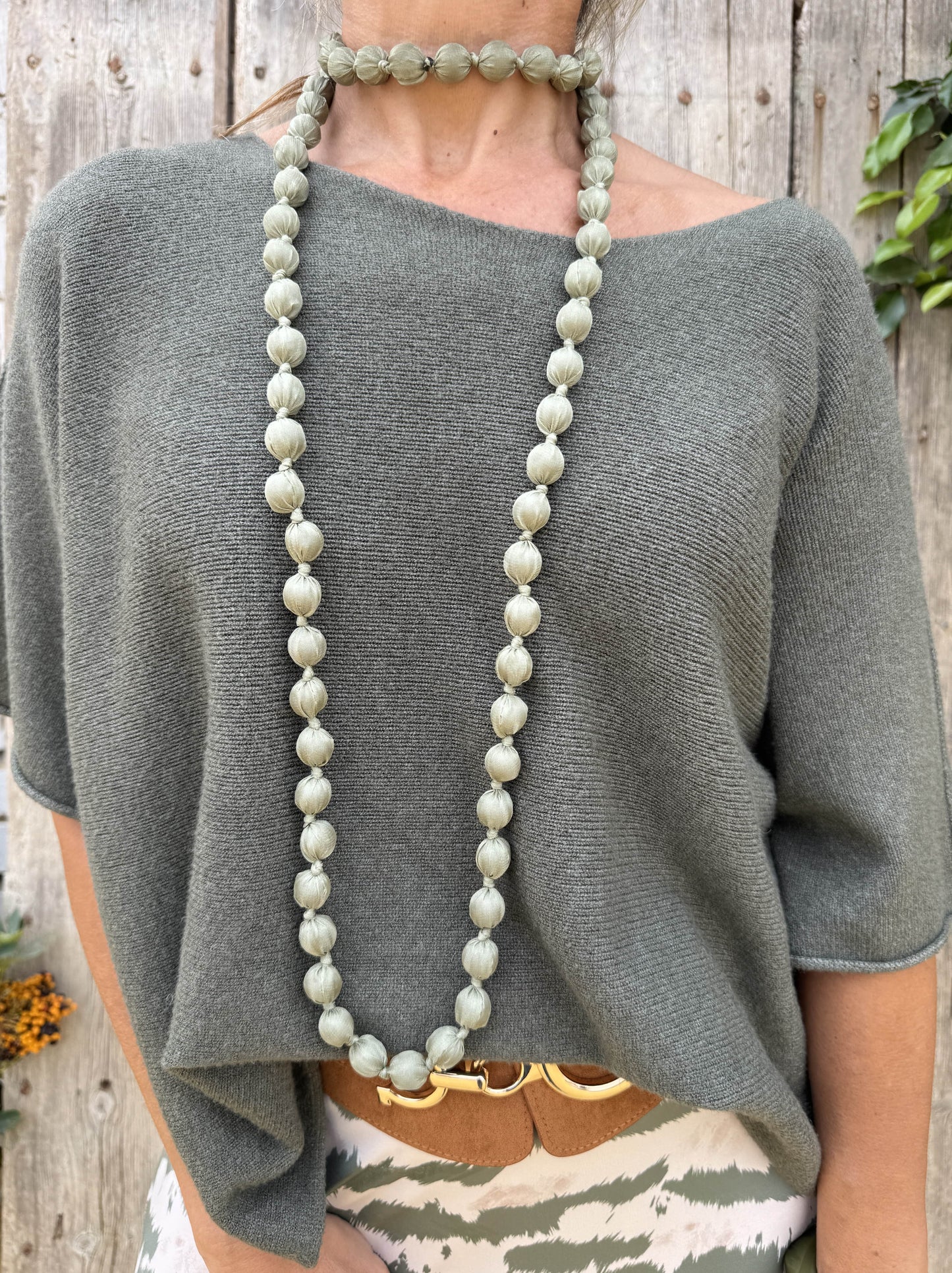 COLLAR LARGO BOLAS THIN