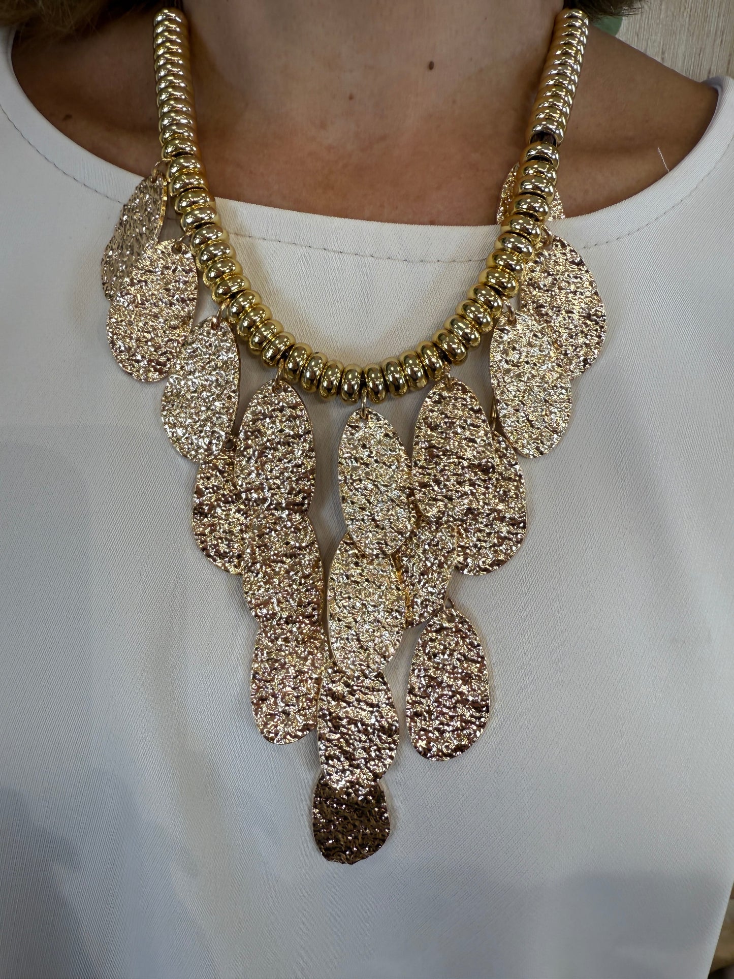 COLLAR PÉTALOS MAXI