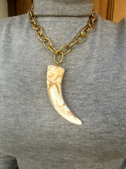 COLLAR SALVAJE