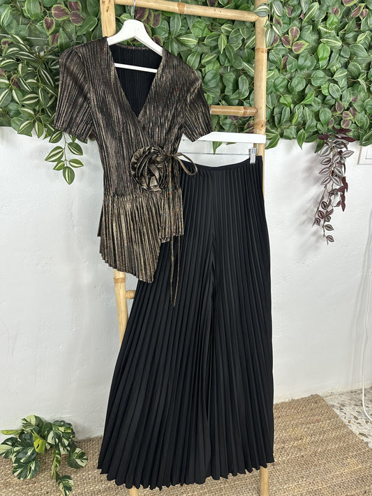 CONJUNTO FLOR PLISADO