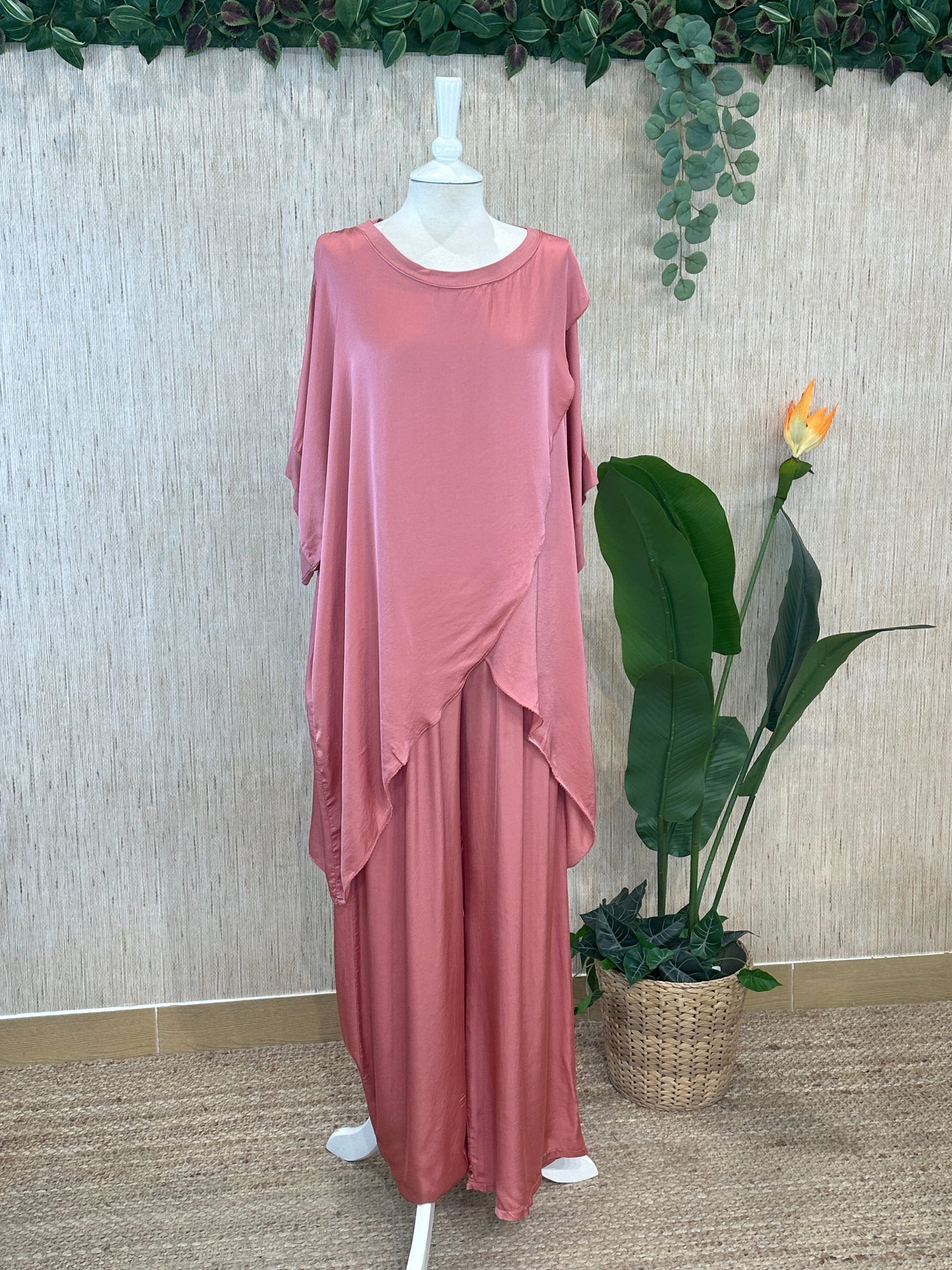 CONJUNTO SATINADO CRUZADO