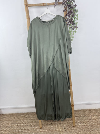 CONJUNTO SATINADO CRUZADO