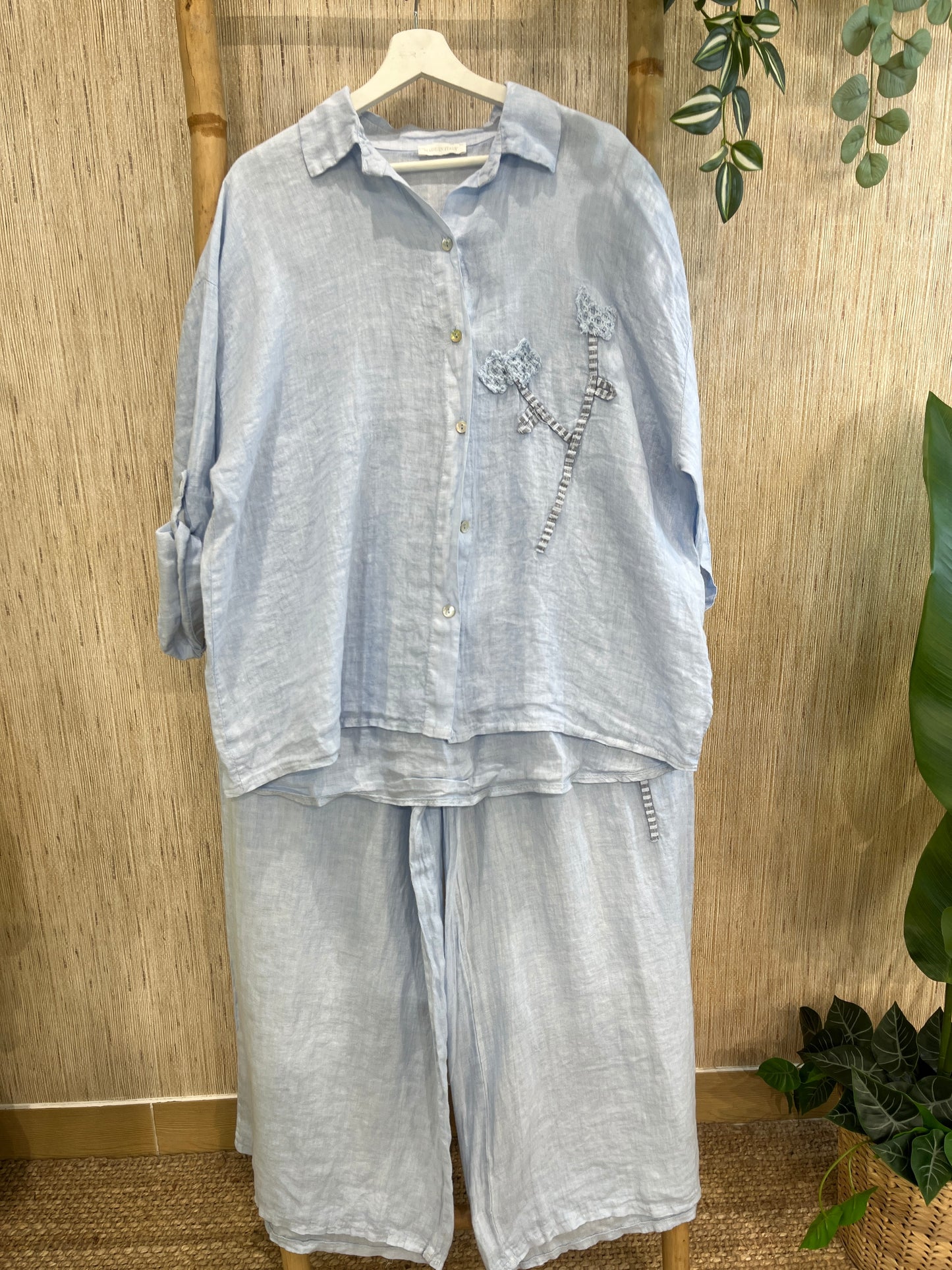CONJUNTO CURVY LINO
