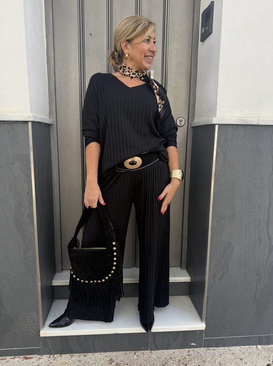 CONJUNTO CURVY REYES