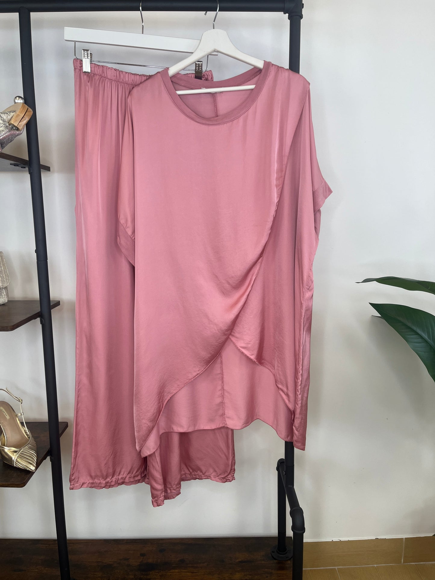 CONJUNTO SATINADO CRUZADO