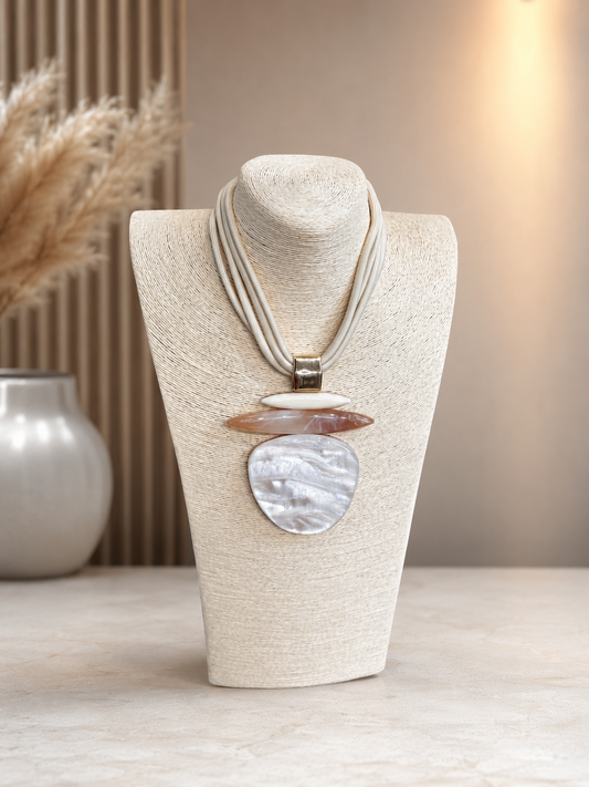 COLLAR NÁCAR