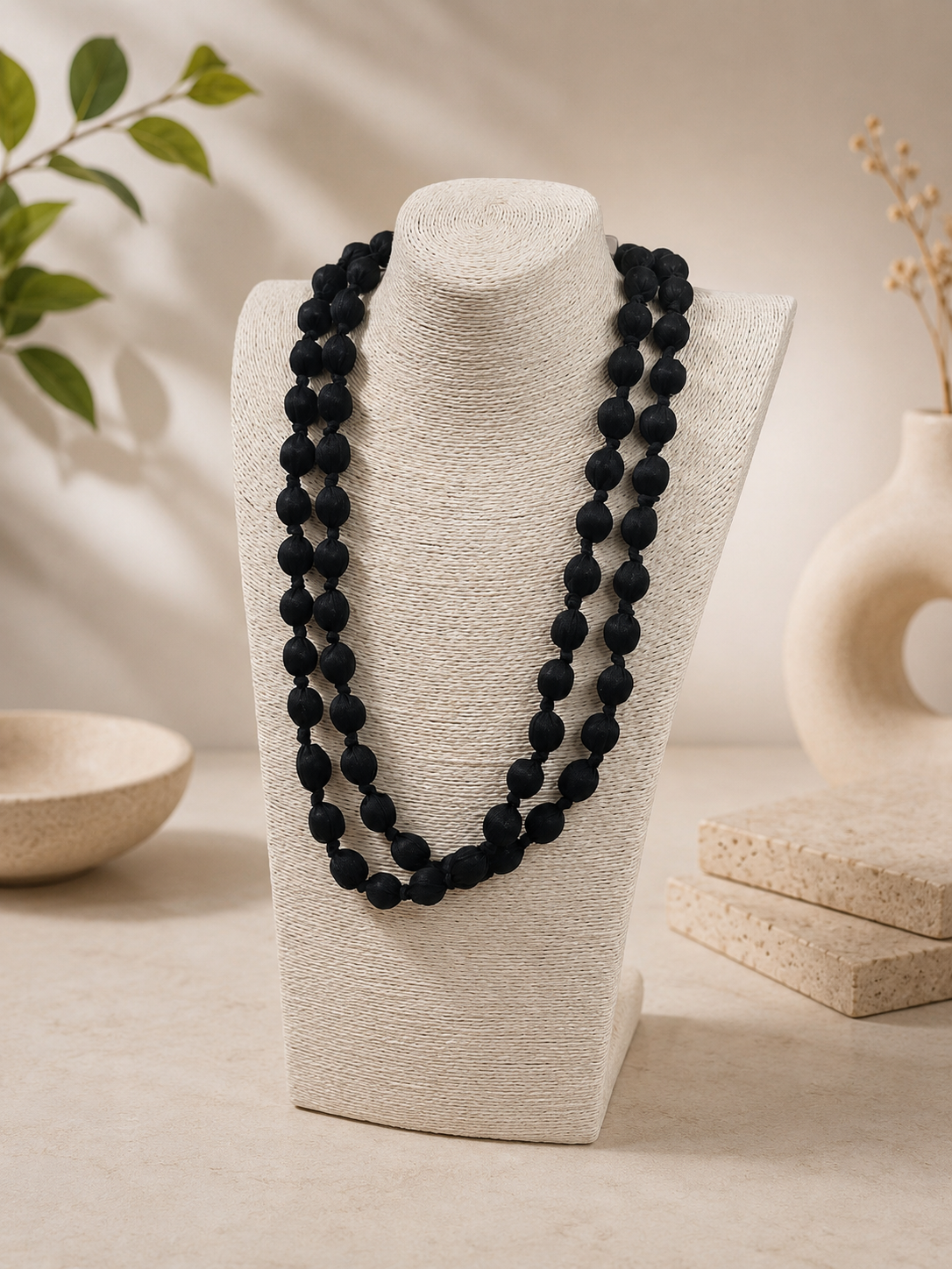 COLLAR LARGO BOLAS THIN