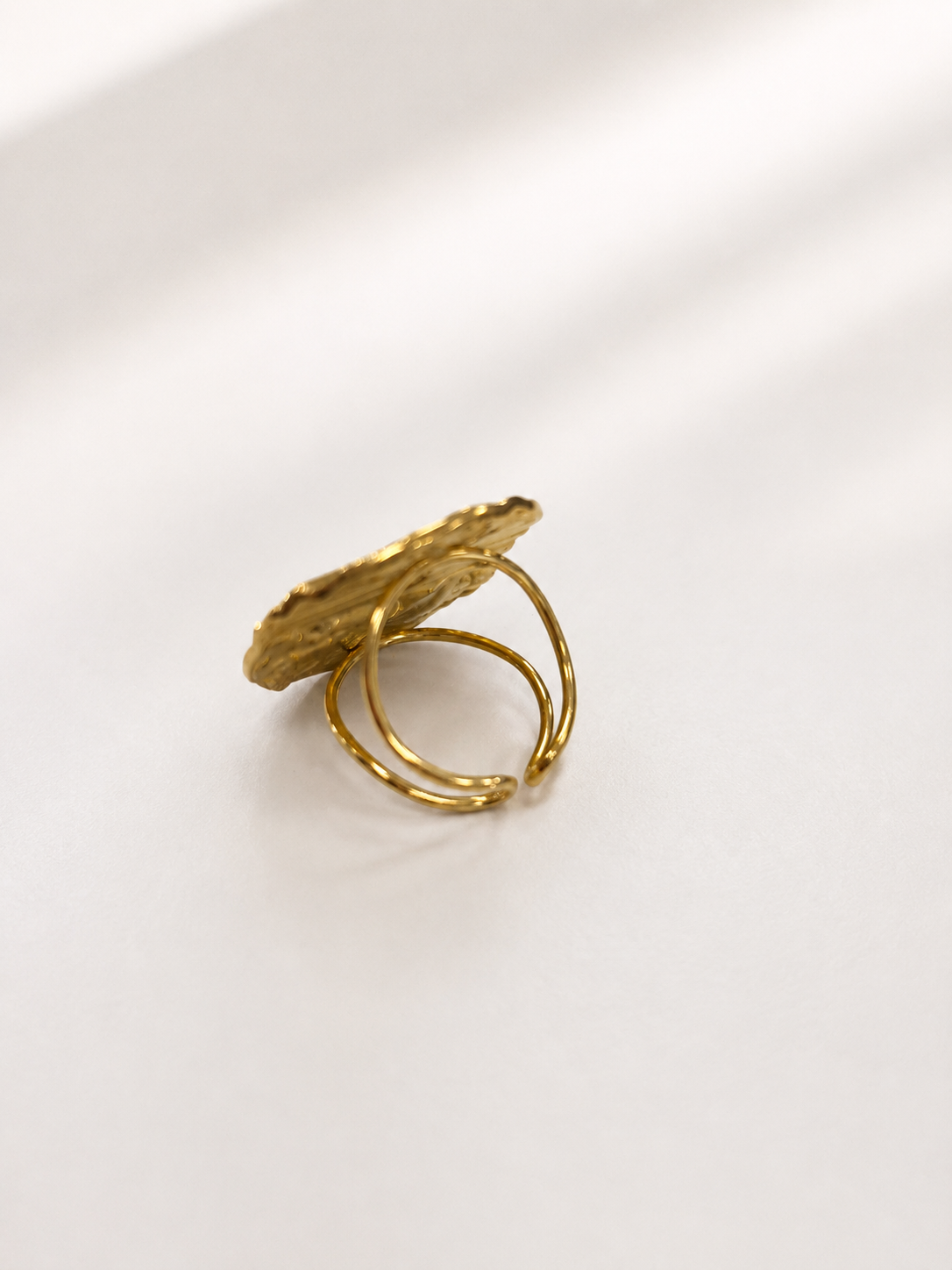 ANILLO REDONDO DORADO