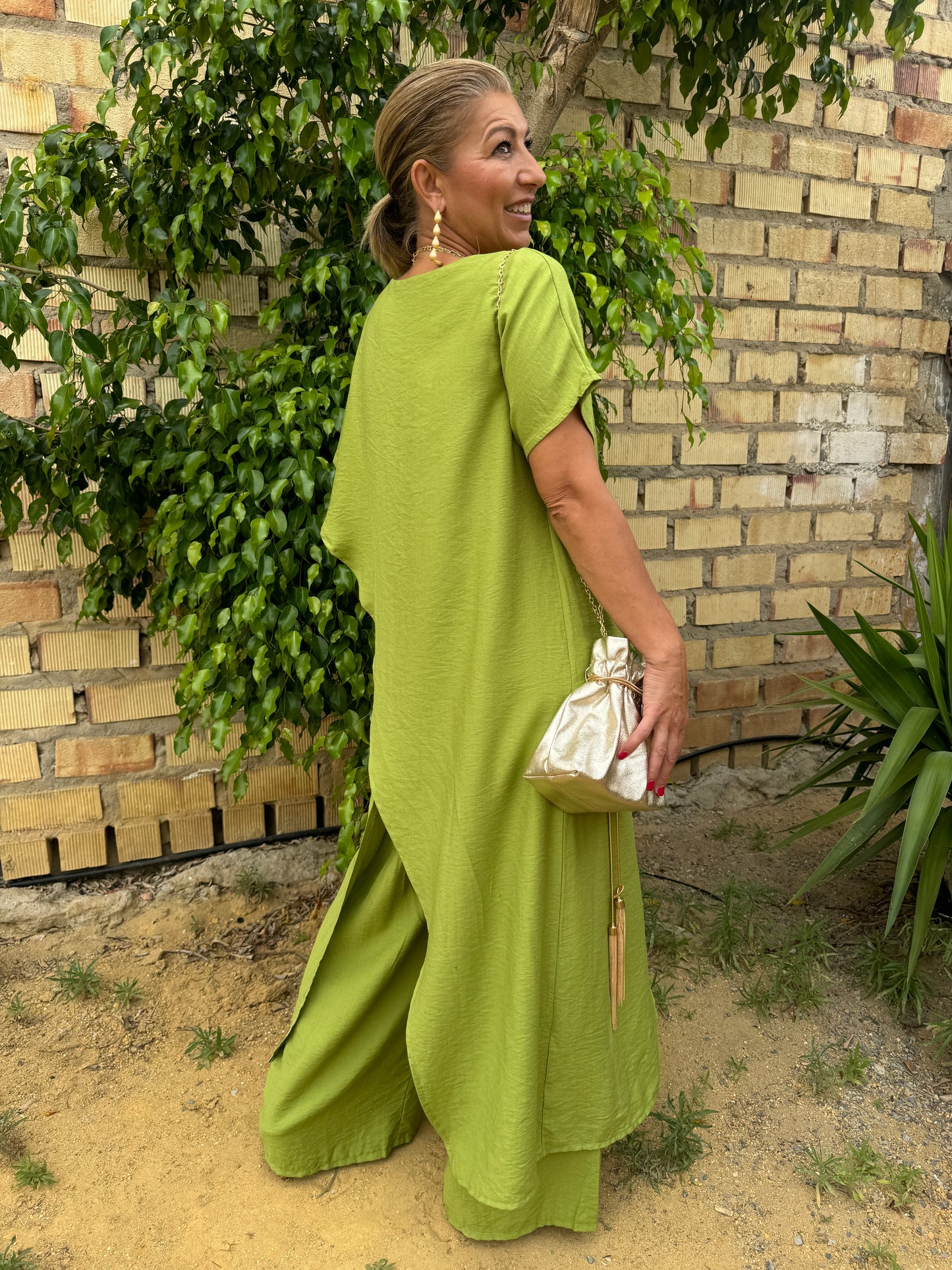 CAPE SET
