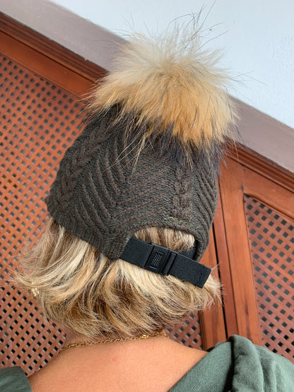 POM-POM CAP