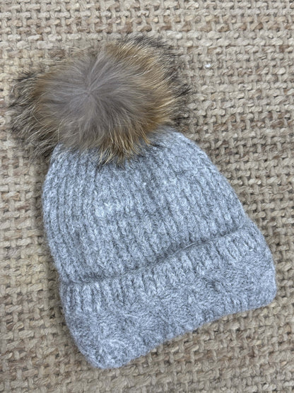 GORRO POMPÓN
