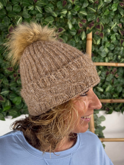 GORRO POMPÓN