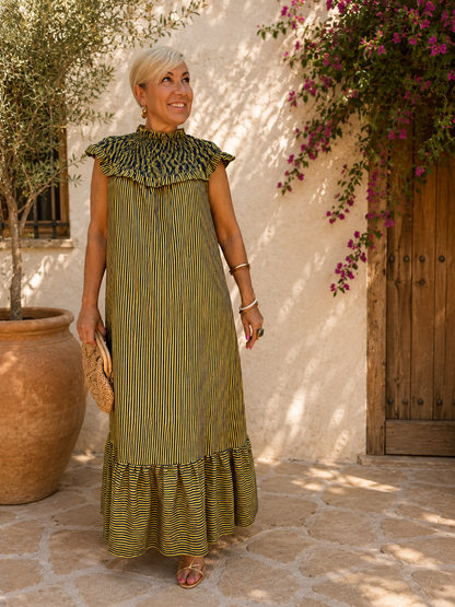 VESTIDO CUELLO BABERO