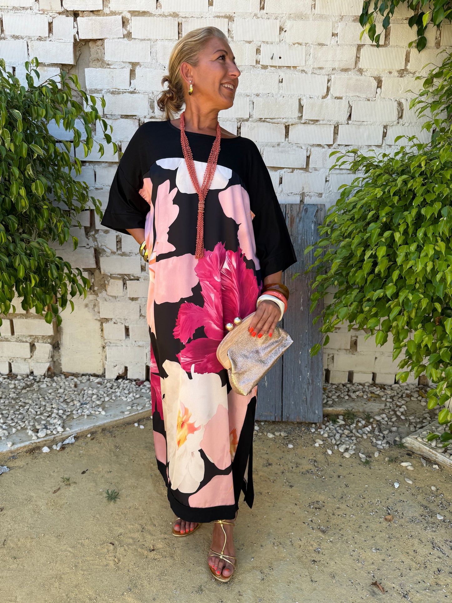VESTIDO CURVY SATINADO FLOR