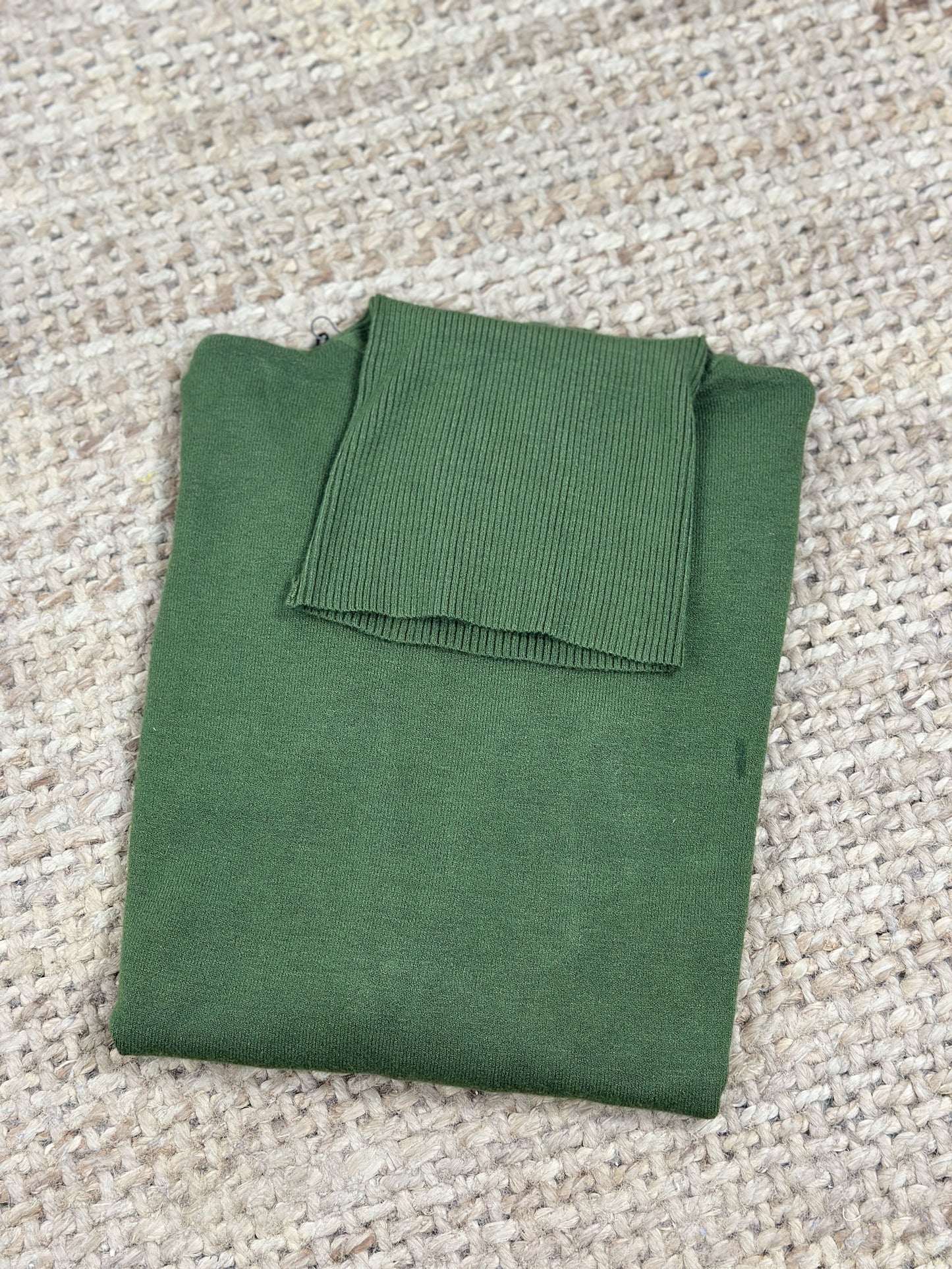 JERSEY CUELLO BÁSICO