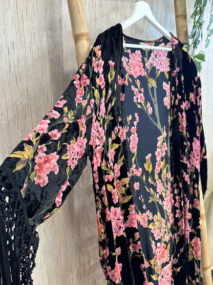 KIMONO TERCIOPELO FLORES