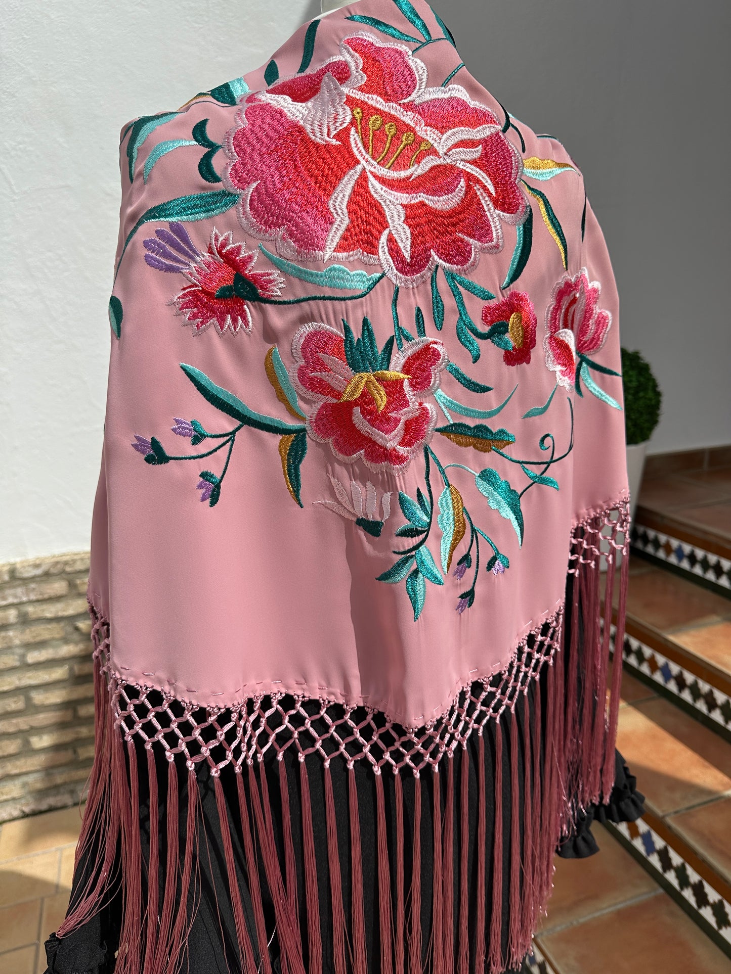 LEBRIJA SHAWL