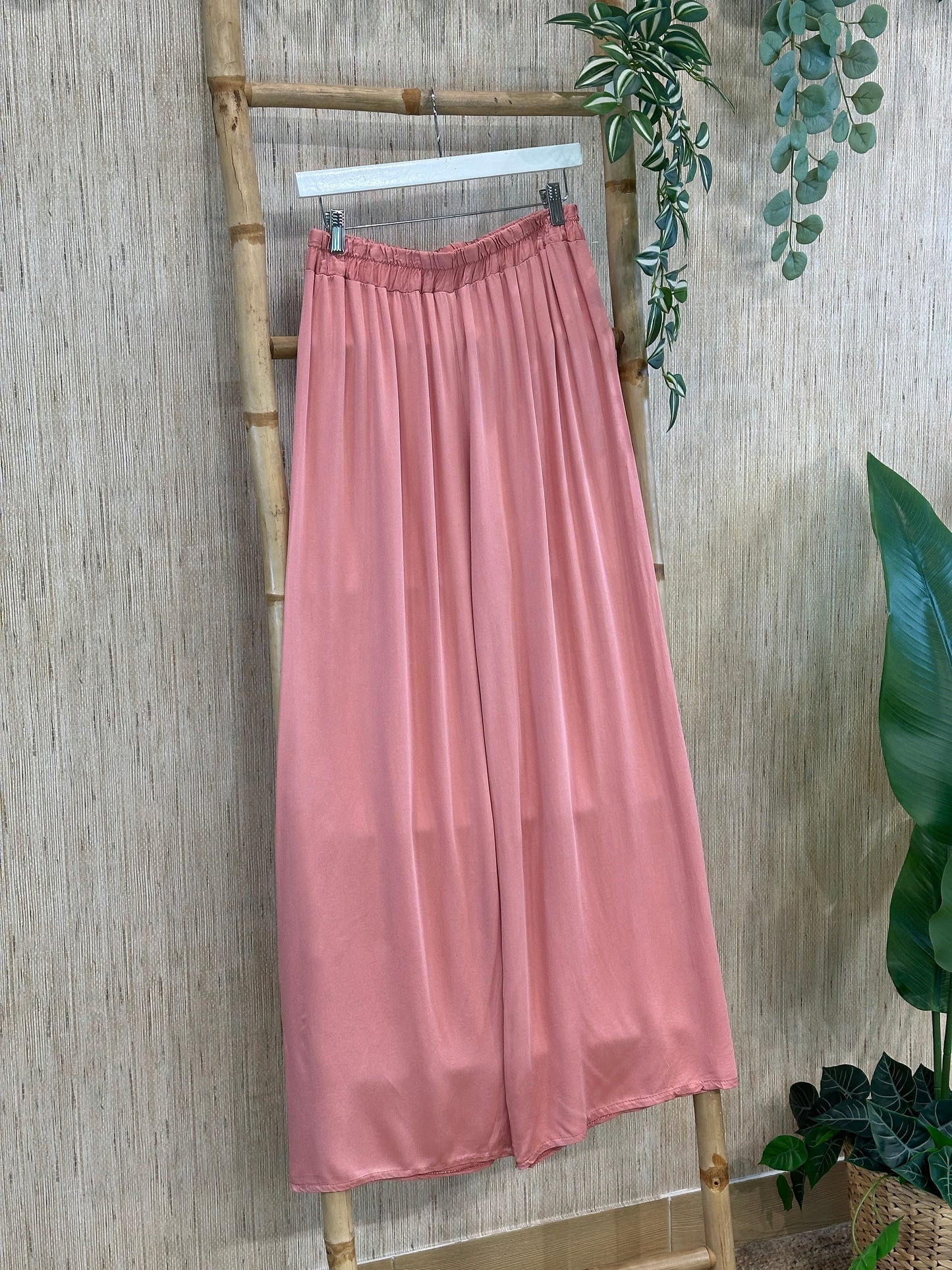 PANTALÓN BÁSICO VISCOSA