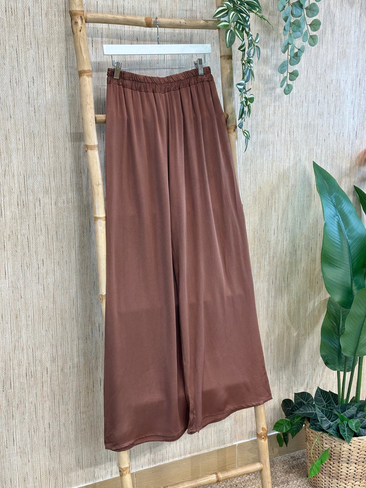 PANTALÓN BÁSICO VISCOSA