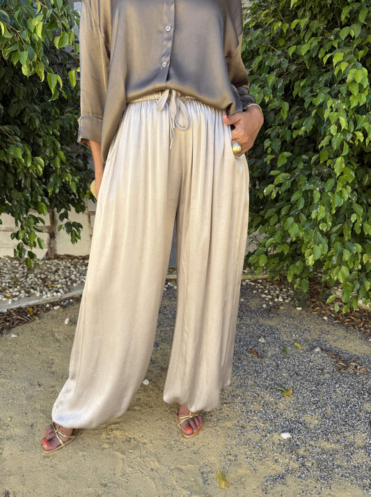 PANTALÓN BOMBACHO SATINADO