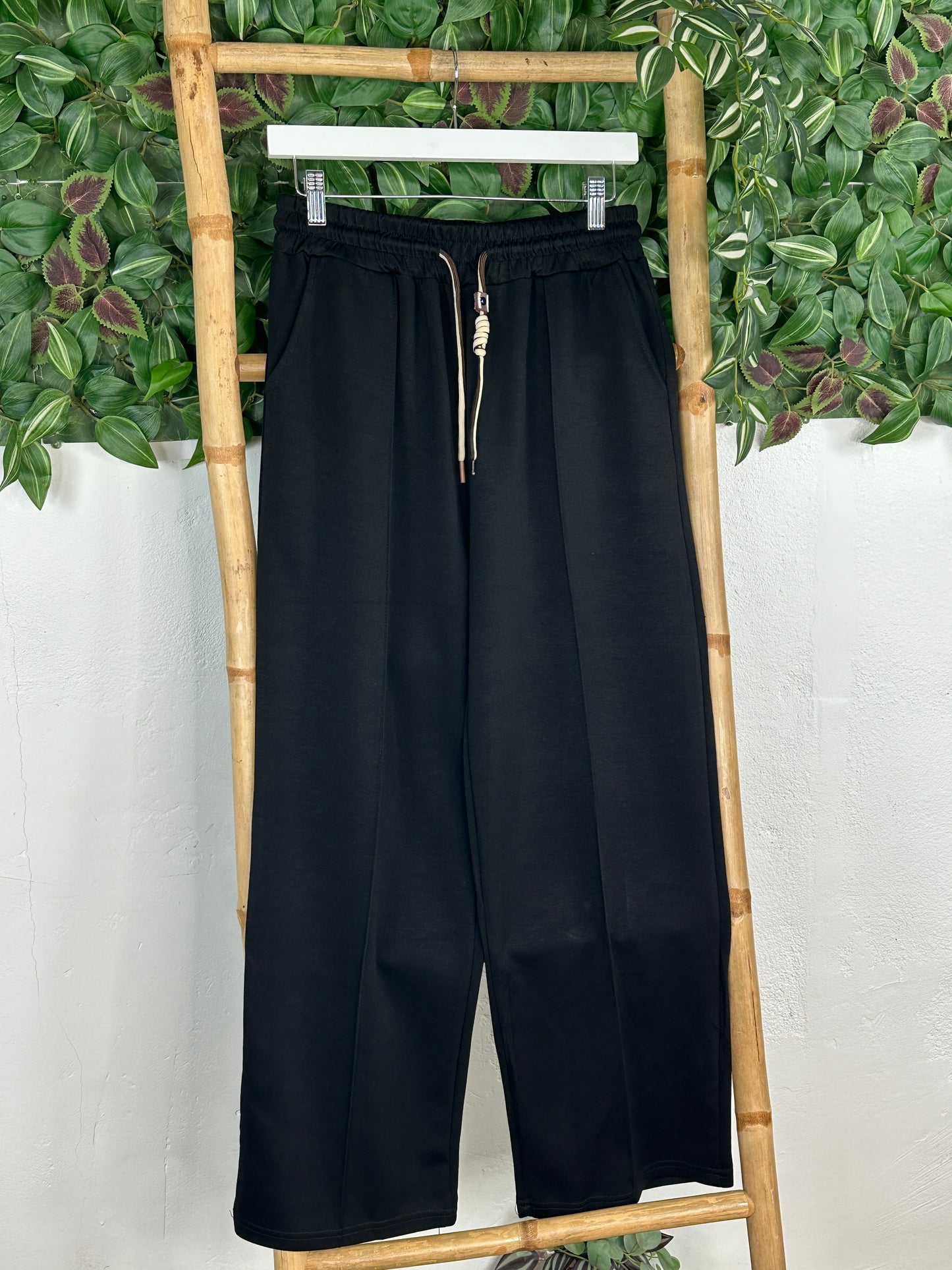 PANTALÓN DEPORTIVO BASIC