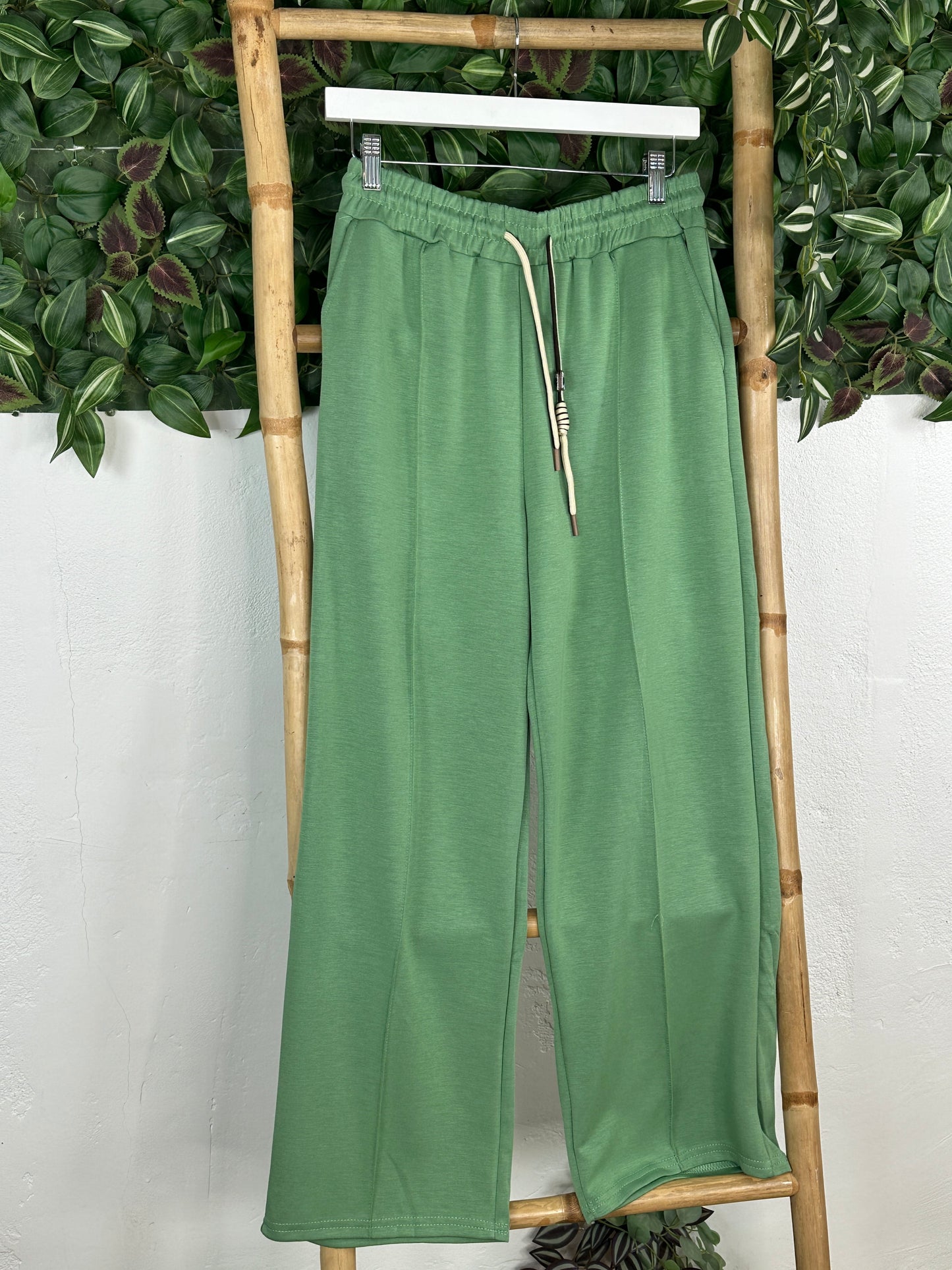PANTALÓN DEPORTIVO BASIC