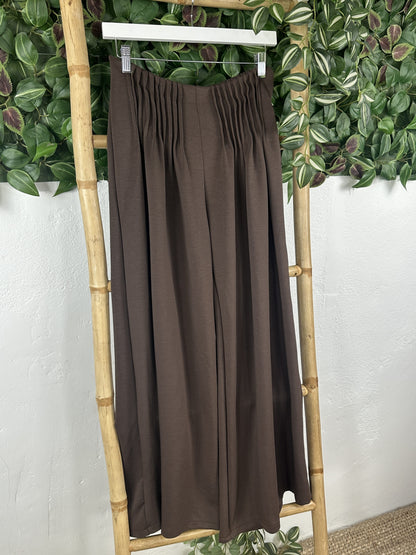 PANTALÓN MIL PINZAS