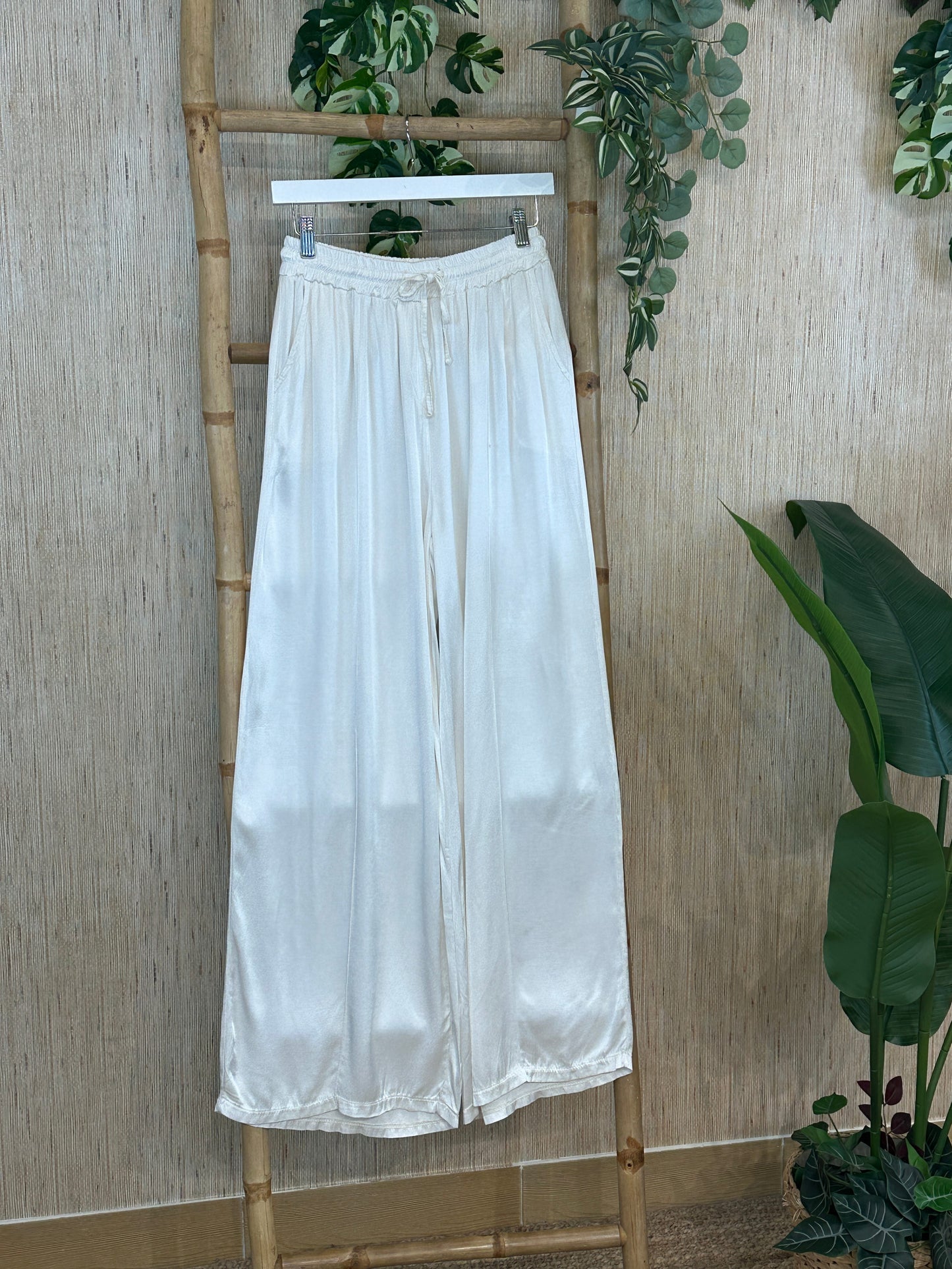 PANTALÓN SATINADO NORA