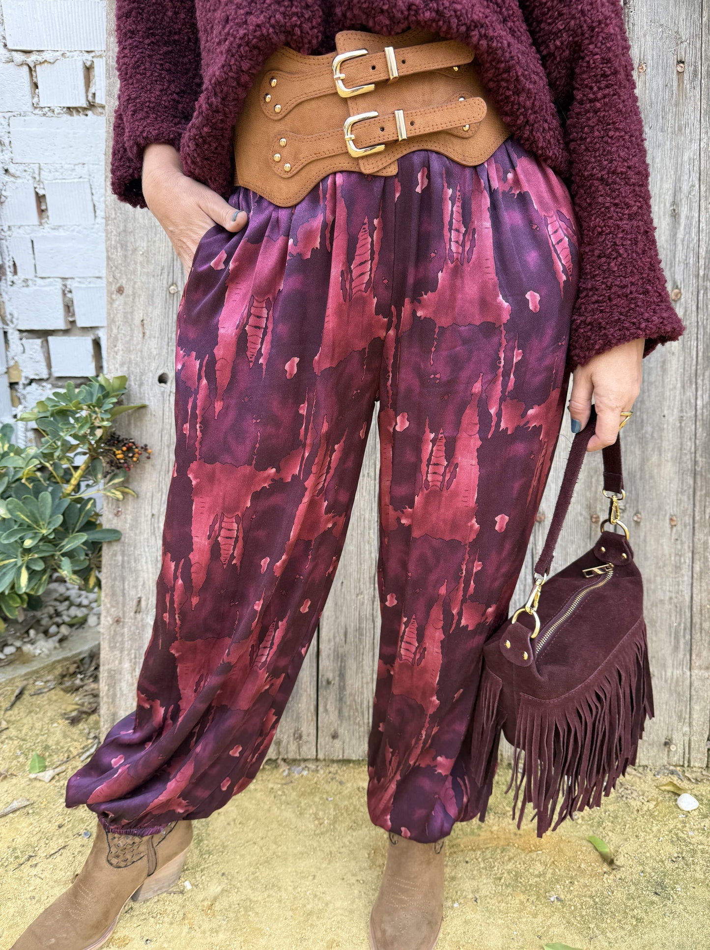 PANTALÓN BOMBACHO SATINADO ESTAMPADO