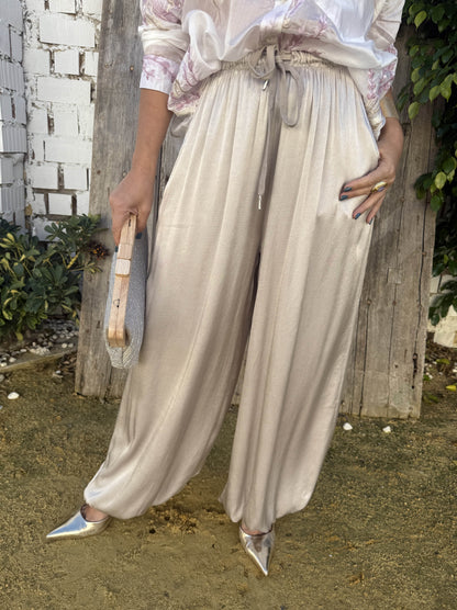 PANTALÓN BOMBACHO SATINADO