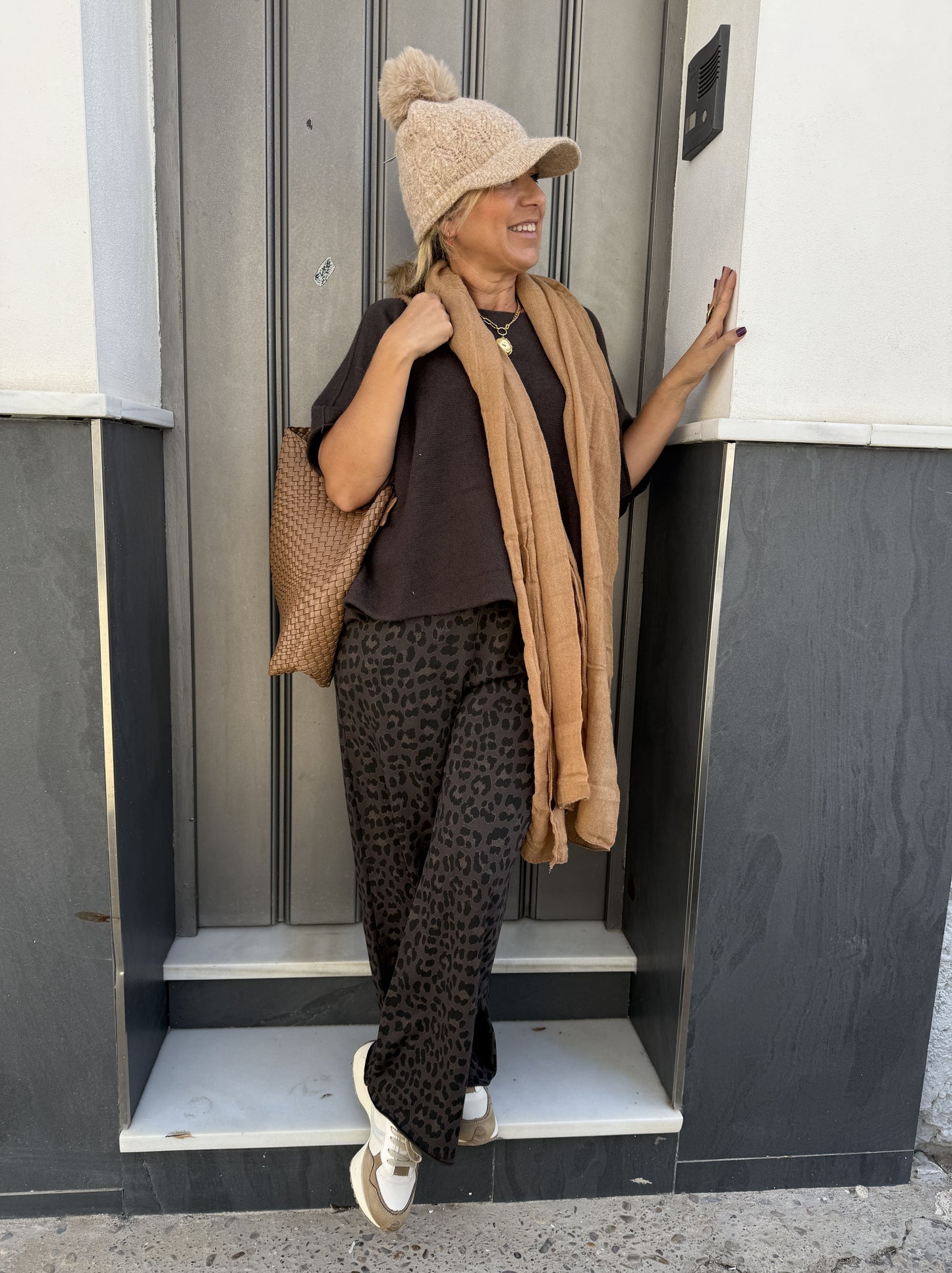 PANTALÓN CHÁNDAL LEOPARDO